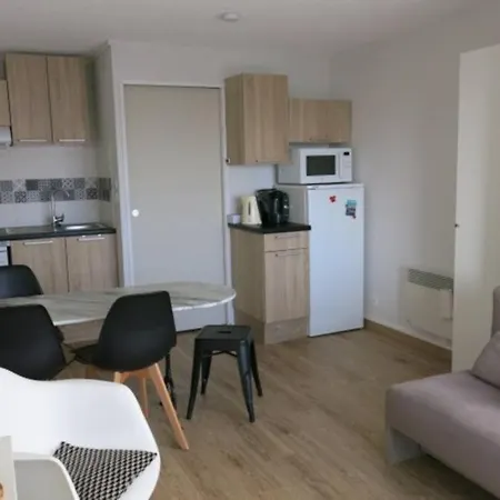 Appart Montagne 3 Etoiles Saint-Lary Station Apartment *